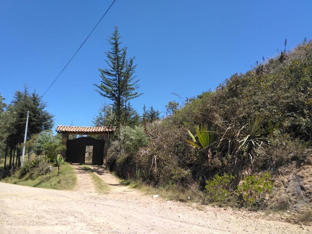 Hotel Campestre Los Duraznos Cucunuba Екстер'єр фото